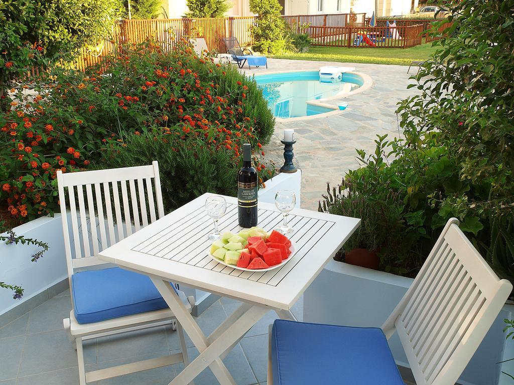 Almiris Seaside Apartments Almirida Exterior foto